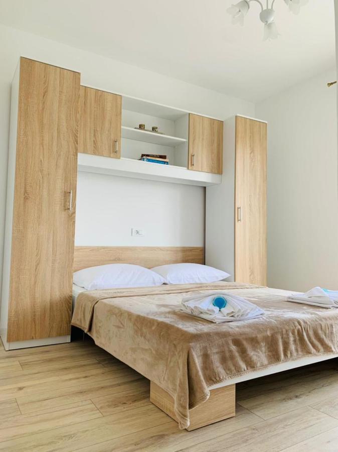 Rooms Viskic Rab Town Eksteriør bilde
