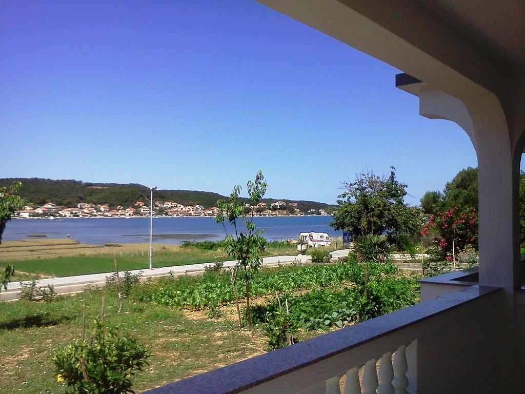 Rooms Viskic Rab Town Rom bilde